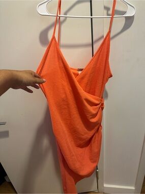 🆕 H&M Orange Draped Sleeveless Wrap-Front  Asymmetrical Dress 🧡🧡